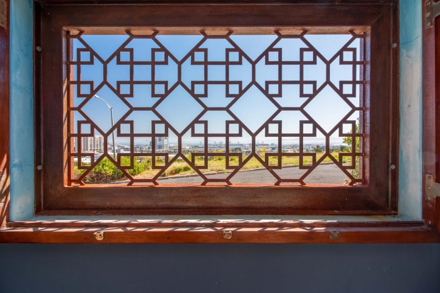 3 Bedroom Property for Sale in Zonnebloem Western Cape
